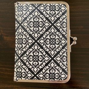 Black & White Patterned Wallet Clutch